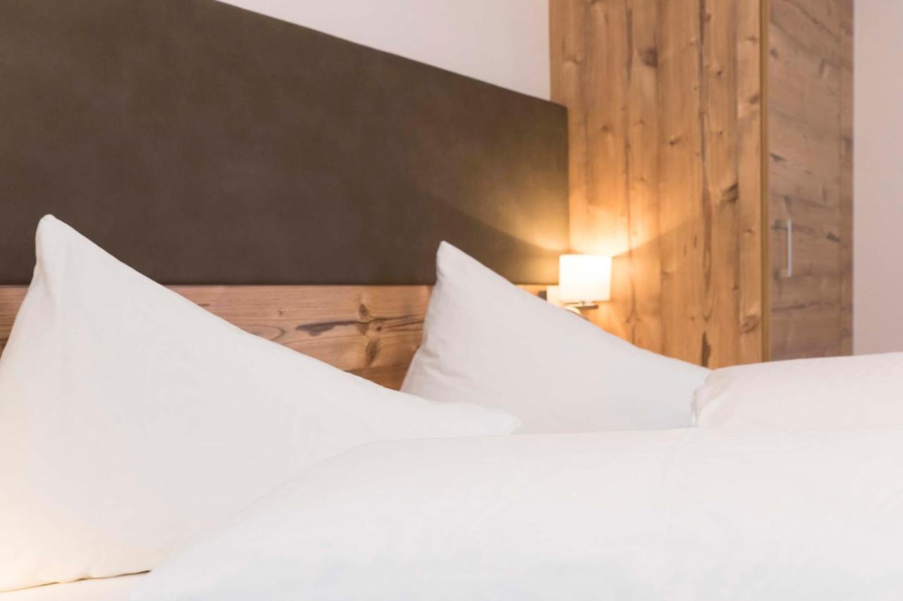Appartements Garni Alpin Live Samnaun Room photo