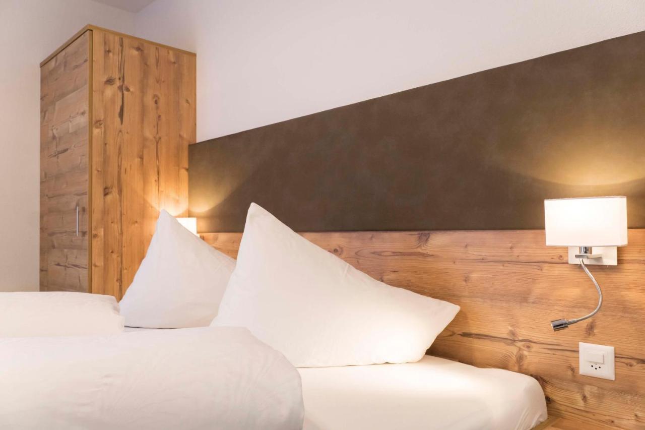 Appartements Garni Alpin Live Samnaun Room photo