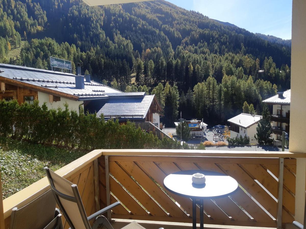 Appartements Garni Alpin Live Samnaun Exterior photo