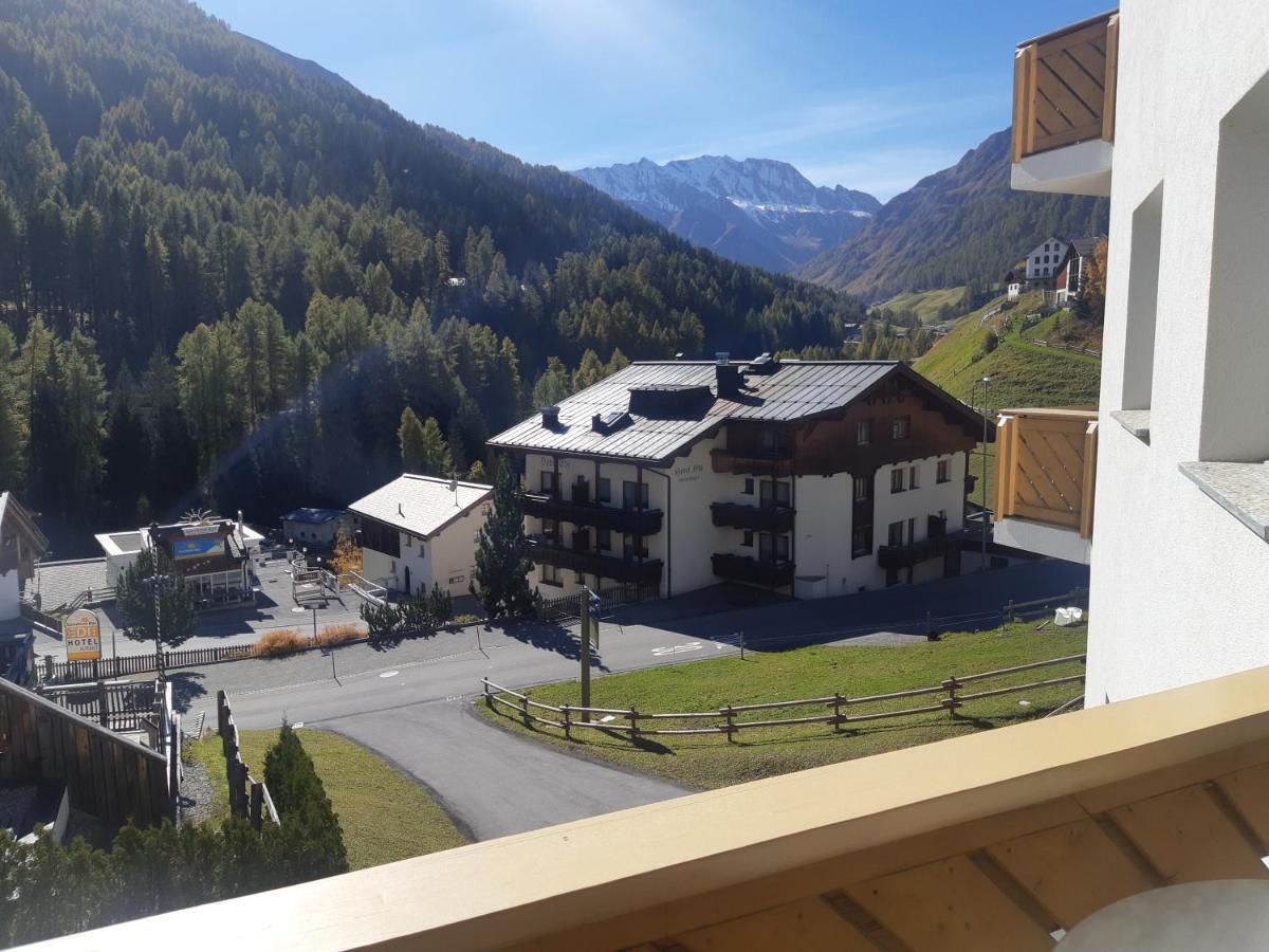 Appartements Garni Alpin Live Samnaun Exterior photo