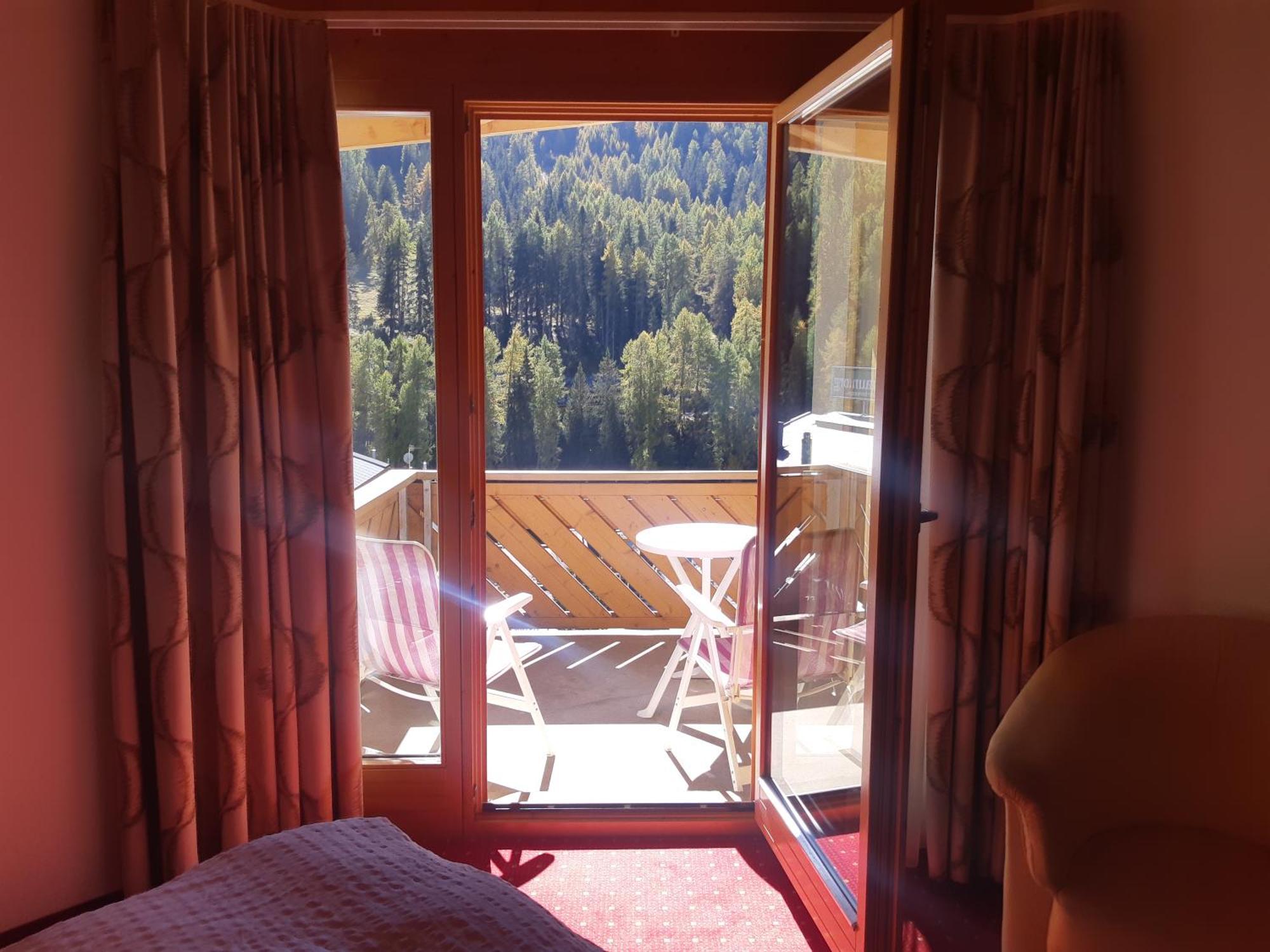 Appartements Garni Alpin Live Samnaun Room photo