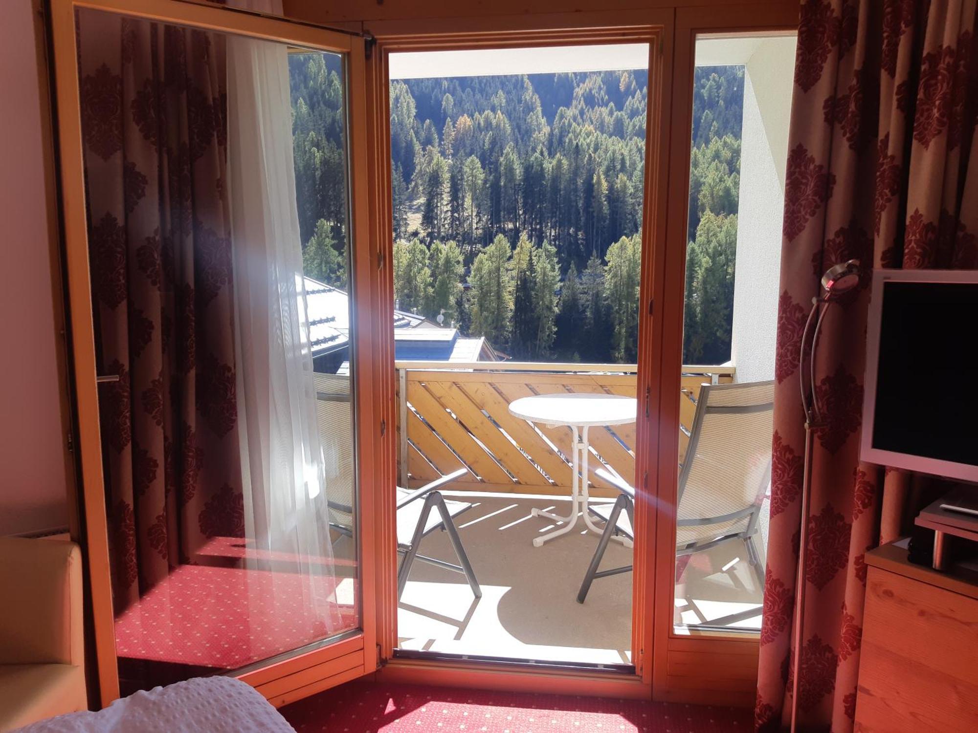Appartements Garni Alpin Live Samnaun Room photo