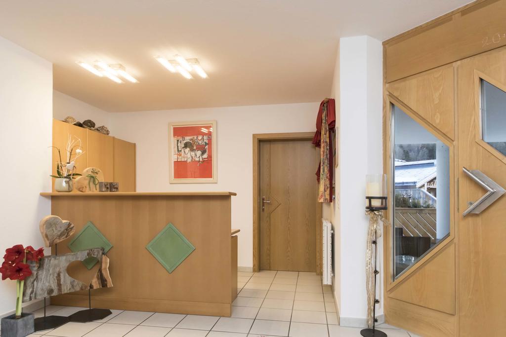 Appartements Garni Alpin Live Samnaun Exterior photo