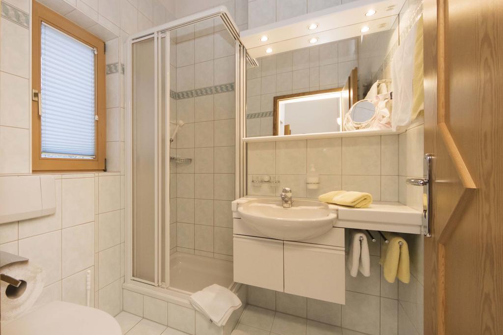 Appartements Garni Alpin Live Samnaun Exterior photo
