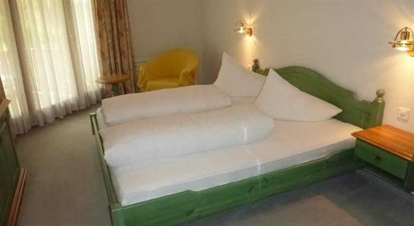 Appartements Garni Alpin Live Samnaun Exterior photo